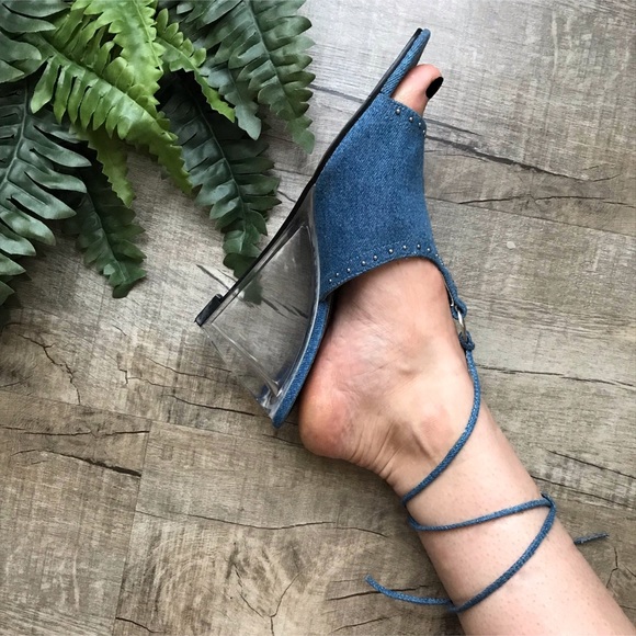 Stefani Shoes - 🔆🔆HOST PICK🔆🔆Vintage Stefani Blue Jean Heels